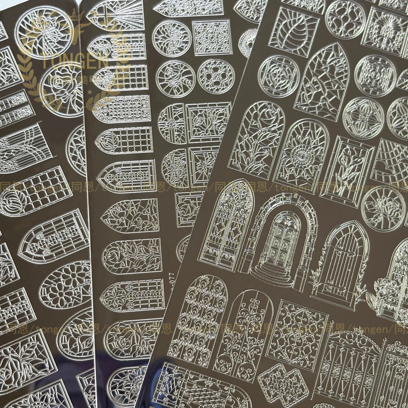 โกธิคหน้าต่างทําเล็บมือแม่พิมพ์การพิมพ์สติกเกอร์ศิลปะดอกไม้หน้าต่างแบบแต่งเล็บแผ่นเหล็กเครื่องมือ