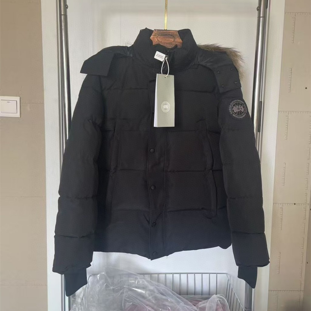 M0nc* เสื้อแจ๊กเก็ตฤดูหนาวใหม่ UNISEX สําหรับผู้ชายและผู้หญิง