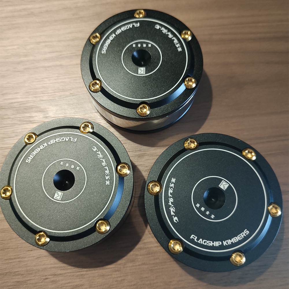 ​​Blackbox Hi-Fi เสียงการสั่นสะเทือนแยกเท้า Pad ฟุตเซรามิค Damping Spikes สําหรับลําโพงเครื่องขยายเสียง CD Players DACs​​
