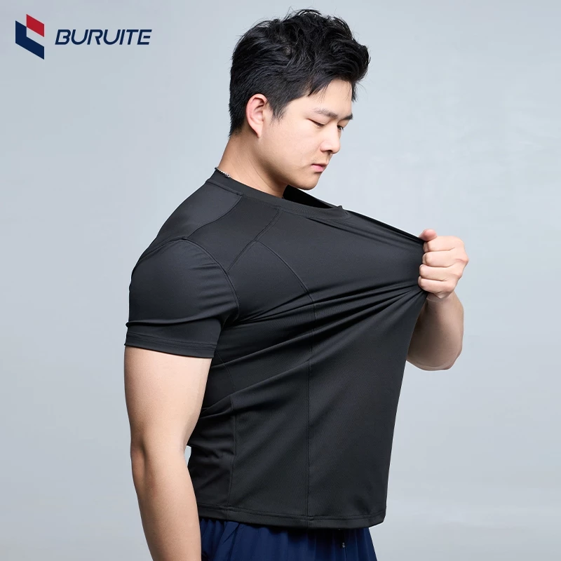 เสื้อผ้าออกกำลังกายเกรดพรีเมี่ยม ซึบซับเหงื่อทันที เนื้อผ้านุ่มไม่ระคายผิว เสื้อทีเชิ้ตออกกำลังกาย