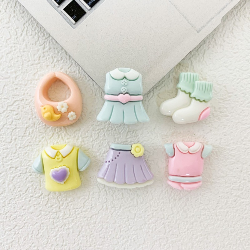 DIY เรซิ่น charm อุปกรณ์เสริมสําหรับกิ๊บติดผมรูรองเท้าแตะ charm crocs อุปกรณ์เสริม