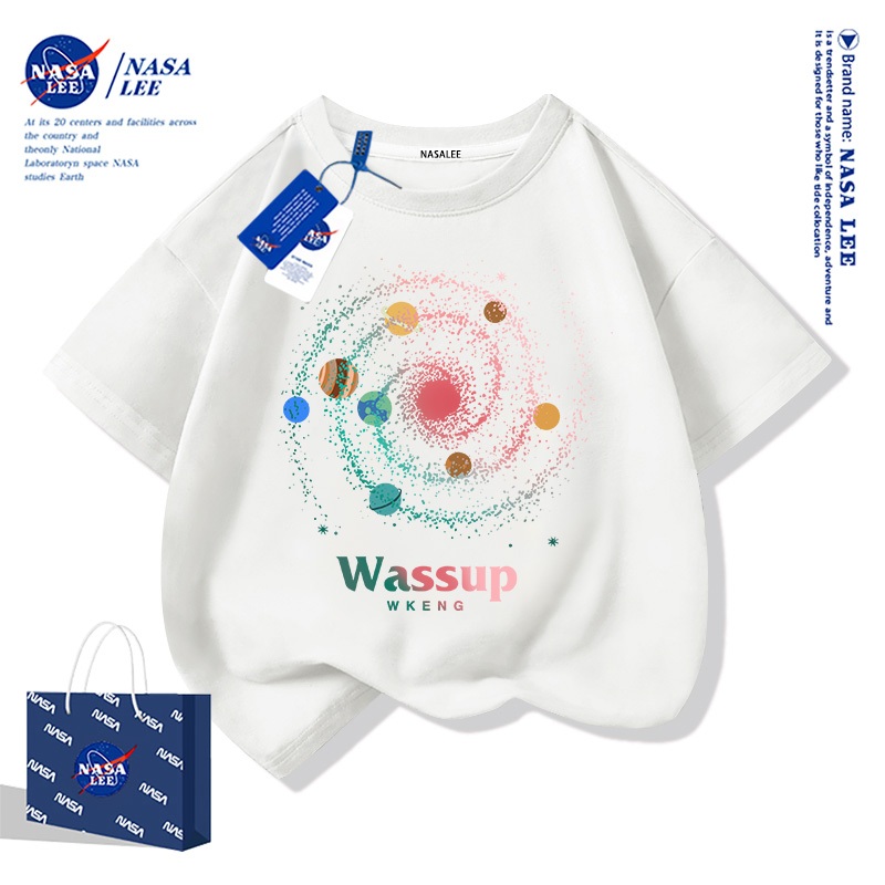 【48 ชั่วโมงจัดส่ง】 เสื้อยืดเด็ก NASA ผ้าฝ้ายนุ่ม ไซส์หลวม ลายดาวเคราะห์หมุน ระบายอากาศดี