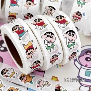สติกเกอร์ 500 สติกเกอร์ม้วนชินจัง เทปกาวการ์ตูน เทปกาวในตัว ตกแต่งบัญชีมือมือถือ เทปปิดผนึกจุด เครื่องเขียนสร้างสรรค์ รางวัลของขวัญ อุปกรณ์นักเ