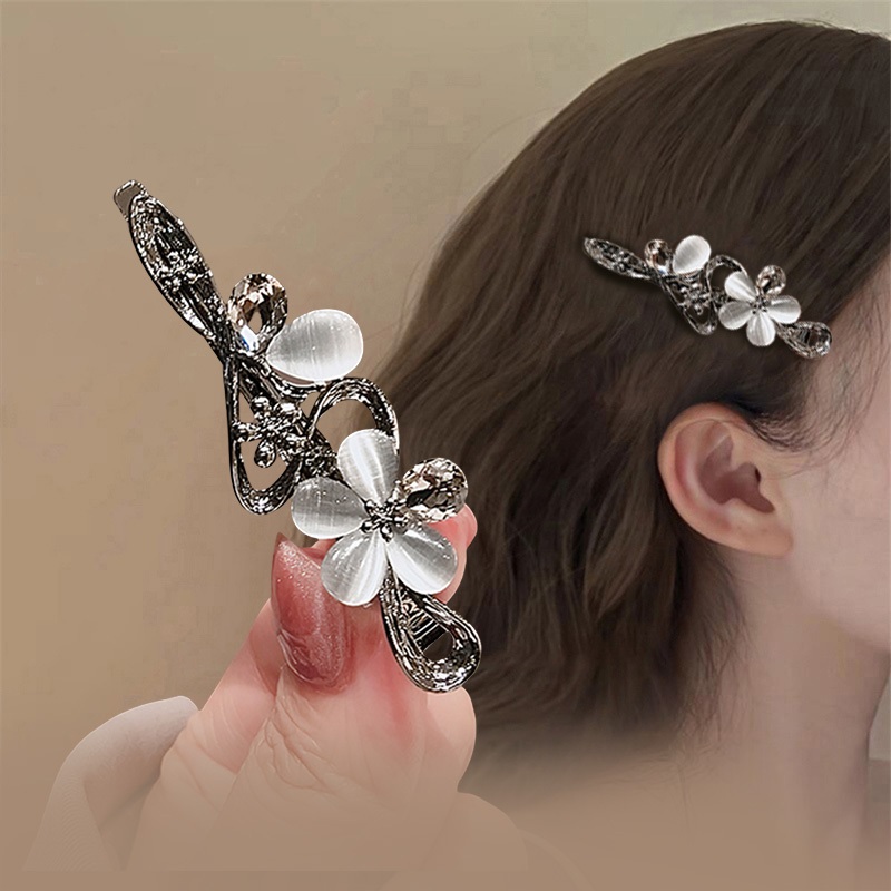Cats Eye Rhinestone กิ๊บติดผมดอกไม้หญิง High-End กิ๊บติดผมโลหะ Simple Side Bangs กิ๊บติดผมหักประณีต Hairpin