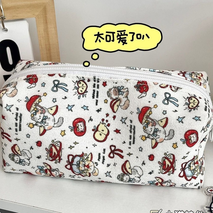 กล่องดินสอความจุขนาดใหญ่ Red Apple Cat Stationery Box Pouch กระเป๋าแต่งหน้านักเรียนอเนกประสงค์