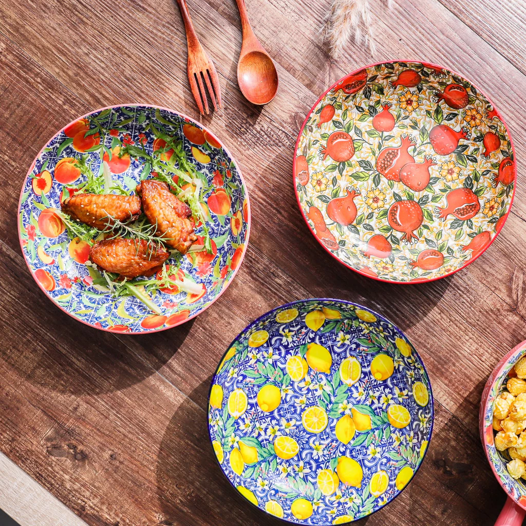 HongDian ceramic porcelain plate จานเซรามิกลายผลไม้ จานอาหาร เซตชามและจาน สีสันสดใสไม่ซีดจาง วัสดุปลอดภัยระดับอาหาร ใช้กับไมโครเวฟ เตาอบ และเครื่องล้างได้ ทำความสะอาดง่าย ใช้งานได้จริงและสวยงาม คุ้มค่าราคาดี เหมาะสำหรับใช้ในบ้านหรือจัดในร้านอาหาร