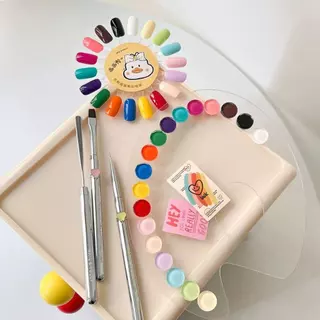 พร้อมส่ง Nail & Yolly 18 สี Yellow จานสีเหลือง เซท คุณภาพดีมาก เจลสำหรับใช้ในการวาดภาพโดยเฉพาะค่ะ