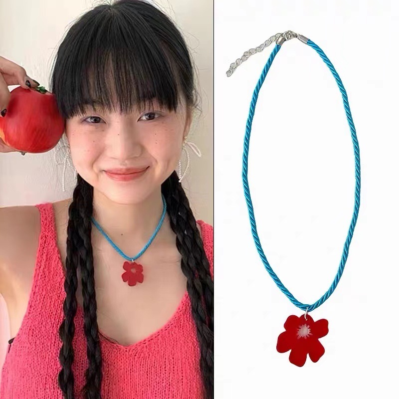 สีสันสดใสอะคริลิคดอกไม้จี้สร้อยคอน่ารักบิดสายดอกไม้ผู้หญิงวันหยุดโซ่กระดูกไหปลาร้า