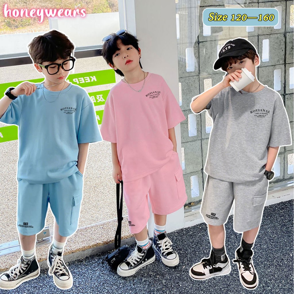 honeywears⚡️พร้อมส่ง⚡️ชุดแขนสั้นเด็กชายฤดูร้อน เสื้อผ้าหลวมกางเกงขาสั้น สองชิ้น สไตล์เกาหลี ลำลอง ไซส์ 120-160