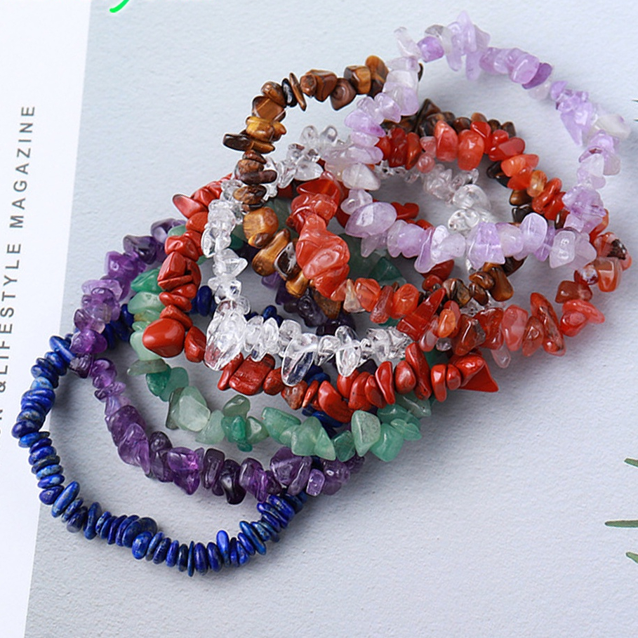 กรวดหลากสีธรรมชาติ กรวดคริสตัลผิดปกติ เครื่องประดับอาเกต เชือกยางยืดมงคล แฟชั่นเรียบง่าย อิน ลมเสริมโชคลาภ สร้อยข้อมือพลังงานรักษา