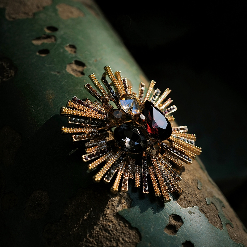 Vintage Green Crystal Bouquet Clusters เข็มกลัดขนาดใหญ่ Pin สําหรับผู้หญิง Gold Tone