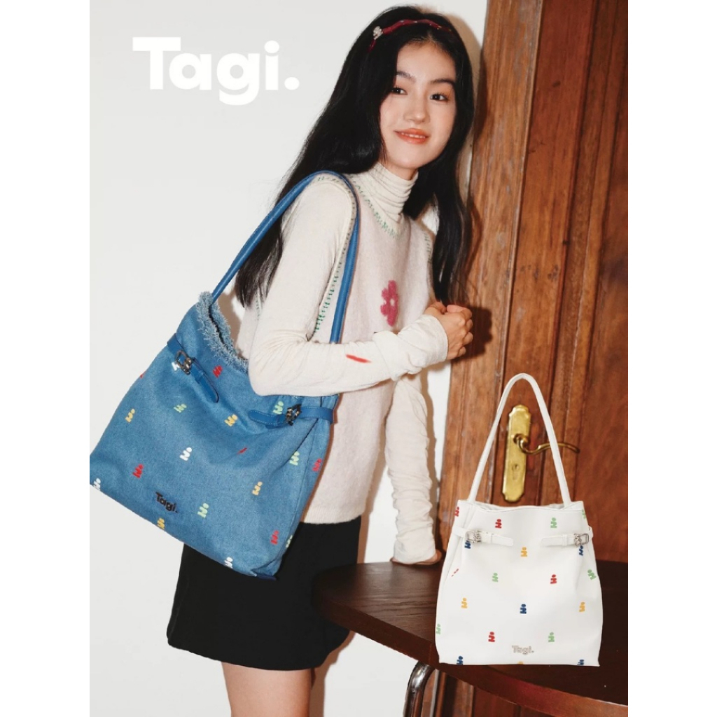 Tagi. Imagine Hobo Tote กระเป๋าสะพาย