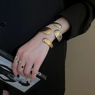 [Jewbeauty]ชุดสร้อยข้อมือเปิดปากมันวาวรูปไข่สไตล์ยุโรปและอเมริกาเครื่องประดับมือระดับไฮเอนด์ที่ทันสมัยและหลากหลาย