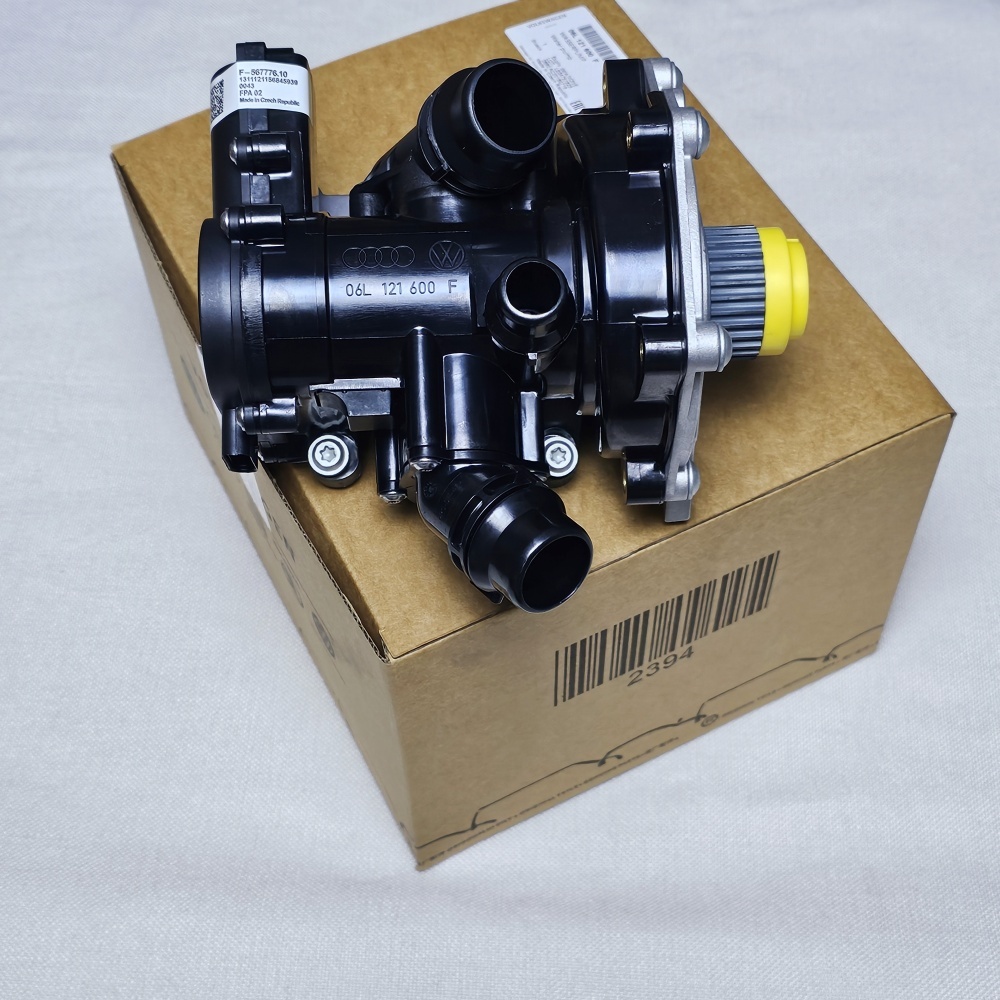 06ล121111ชม. ปั๊มน้ําโฟล์คสวาเกนปั๊มทําความเย็นและประกอบเทอร์โมอิเล็กทรอนิกส์ 06ล121111L EA888GEN3 ป