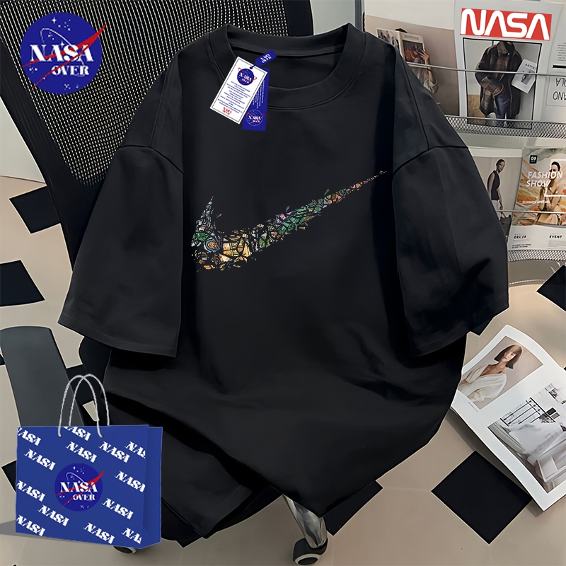 【พร้อมส่ง】🔥NASA  ใส่ได้ทั้งชายหญิง เสื้อ ผ้าฝ้ายแท้100% แขนสั้น ลายกราฟฟิตี้ 🖌️ ทรงโอเวอร์ไซส์  คอกลม  YG452