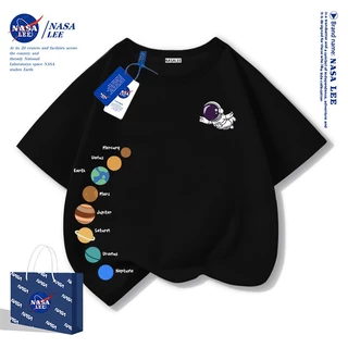 【สินค้ามีในสต็อก】 เสื้อยืดเด็กแขนสั้น ลายเส้นสีฟ้า-ขาว แบรนด์ NASA ลายดาวเคราะห์น้อย