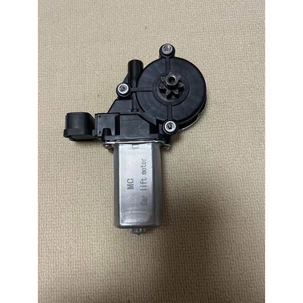 มอเตอร์ยกกระจกรถยนต์ Mitsubishi เหมาะสําหรับ Mitsubishi Trito Mitsubishi Pajero