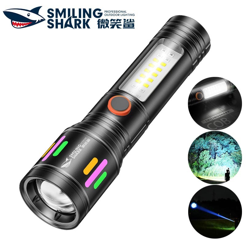 SmilingShark SD5337 ไฟฉาย led M60 6000LM สว่างมาก ค็อบสปอตไลท์ ด้วยการเรืองแสงสี ไฟคบเพลิง ซูมได้ 5 รูปแบบ Type-C แบบชาร์จได้ กันน้ำสำหรับการเดินป่าแคมป์ปิ้ง