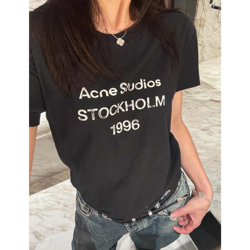 2025 เสื้อยืดสไตล์ UNISEX SLIM FIT ใหม่ในผ้าฝ้าย