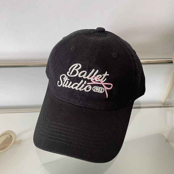 Miss_J พร้อมส่งจากกทม  หมวกเบสบอลน่ารักสำหรับผู้หญิง ปักตัวอักษรเป็นโบว์ Ins Cap ร่มกันแดดและใส่ลำลอง ราคา ถูกที่สุด ดีลบีเคเค แกลเลอรีภาพที่ 8