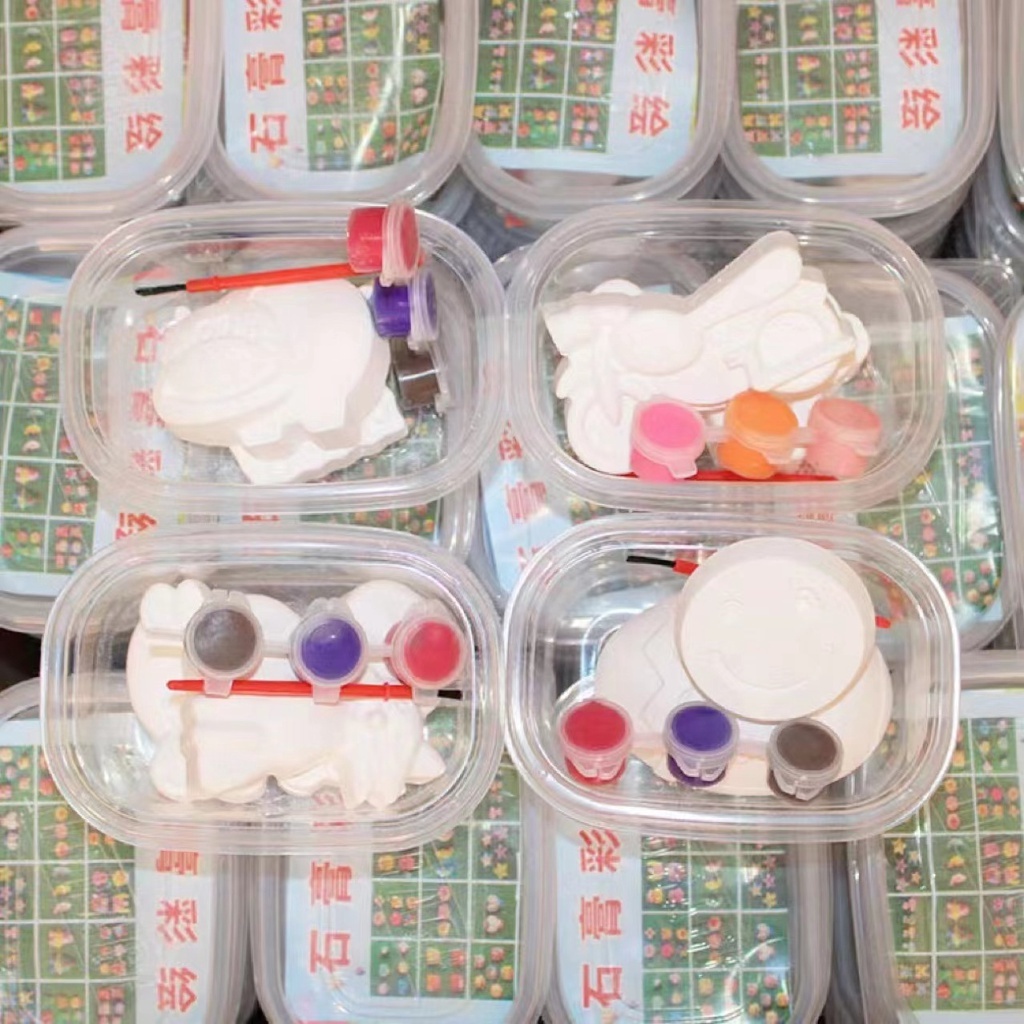 ชุดระบายสีพวงกุญแจรูปหมี พลาสติก พร้อมสีและพู่กัน จัดส่ง คละสี / คละไซส์ สำหรับฝึกความสามารถทางศิลปะ (Painting Doll) - รูปที่ 4