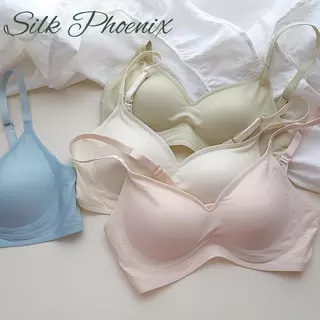Silk Phoenix 👙 บราที่ไม่มีโครงเหล็ก ช่วยเพิ่มการรวบรวม ป้องกันการหย่อนคล้อย รองรับรูปทรงของถ้วยอย่างสบาย การออกแบบไร้รอยต่อ ไม่มีแรงกดบนหลัง สายคล้องที่ปรับได้