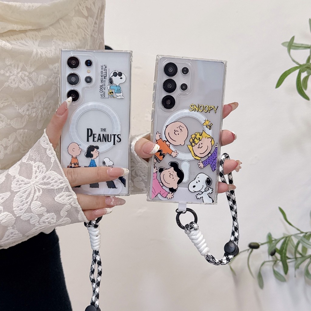 แม่เหล็กน่ารัก Snoopy เคสโทรศัพท์สําหรับ Samsung Galaxy S25 S24 S23 Ultra S23 FE S24 Plus A56 A36 A26 A16 A15 A35 A55 5G การ์ตูนโปร่งใสซิลิโคนพร้อมสายรัดข้อมือ