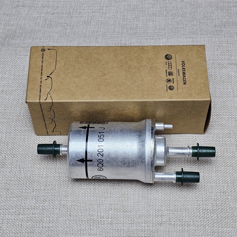 กรองน้ํามันเครื่องรถยนต์ 6ถาม0201051J 4.0bar สําหรับ AUDI A3 TT 8P1 8P7 8PA 8J3 1.6 E-Power 3.2 V6 q