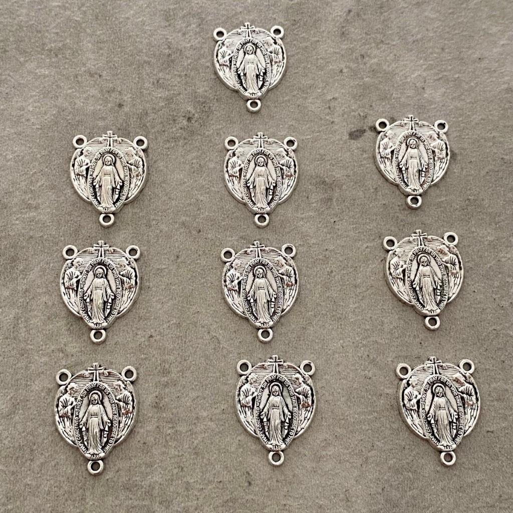 ขั้วต่อลูกประคํา 50 ชิ้น 3 หลุมเหรียญ Our Lady DIY ชิ้นส่วนเครื่องประดับ