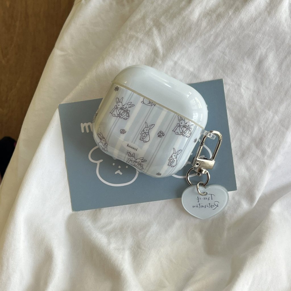 IMD สีฟ้าสีขาวลายกระต่ายพวงกุญแจหูฟังสําหรับ AirPods 1 2 3 4 Pro หูฟังไร้สายบลูทูธสําหรับ AirPods Pro2 กันกระแทกฝาครอบป้องกันปลอก