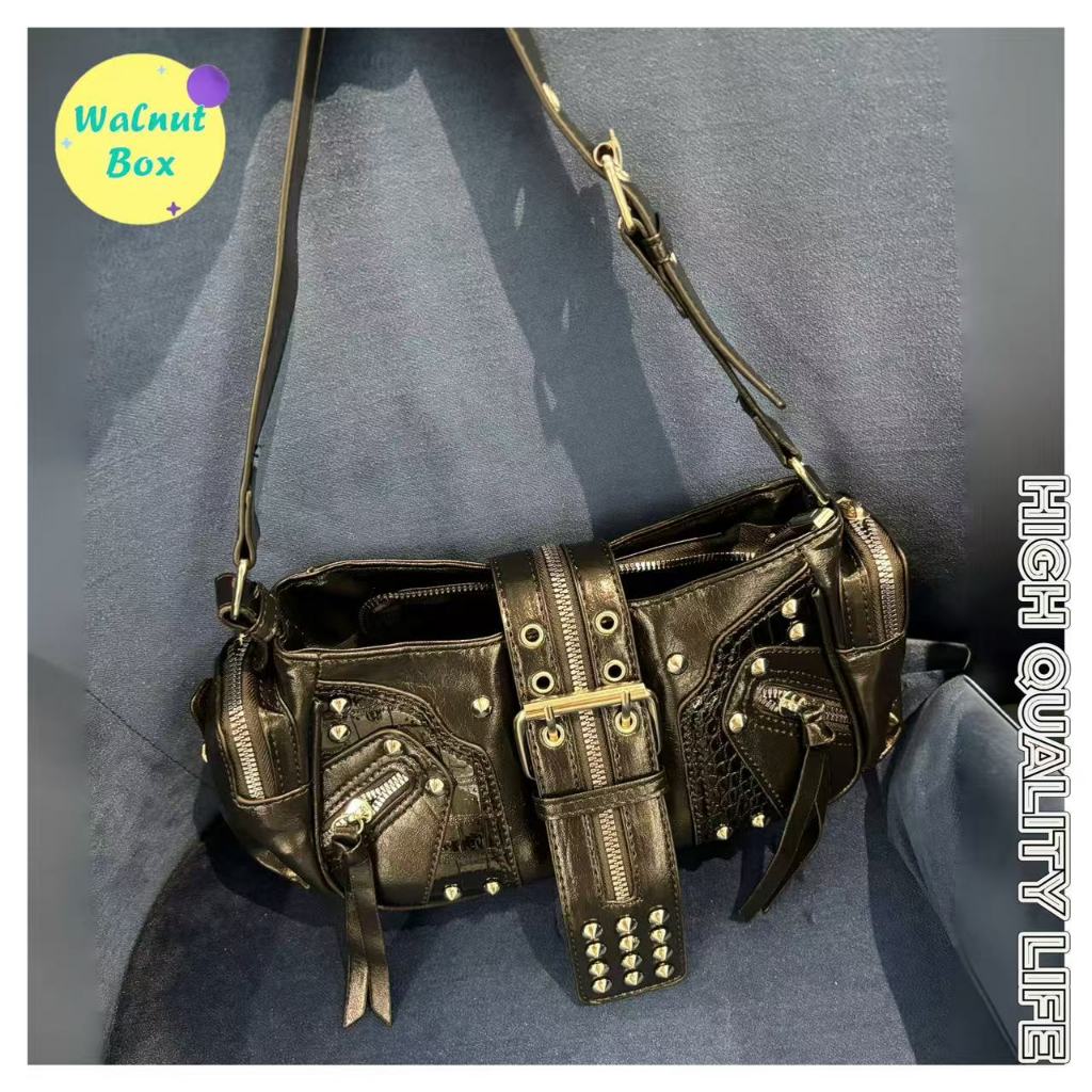 2025 สไตล์ใหม่ผู้หญิง Millennium Hot Girl รถจักรยานยนต์กระเป๋า Outing Punk สไตล์ Niche แฟชั่น Underarm Diagonal กระเป๋า