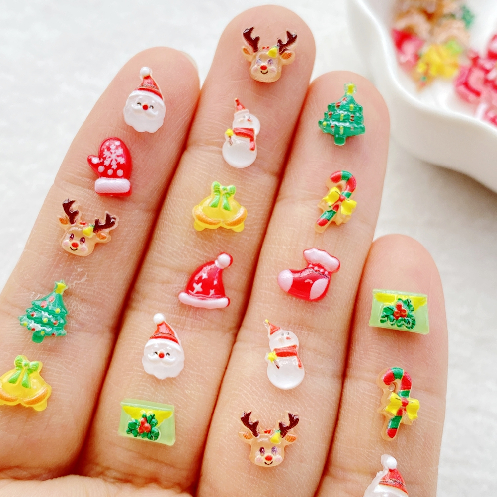 50ชิ้นของเล็บเรซินผสมมินิการ์ตูนซานตาคลอส,มนุษย์หิมะ,หัวกวาง,ระฆัง,ตกแต่งเล็บต้นคริสต์มาสทําเองหัตถกรรมตกแต่งเล็บ3งเครื
