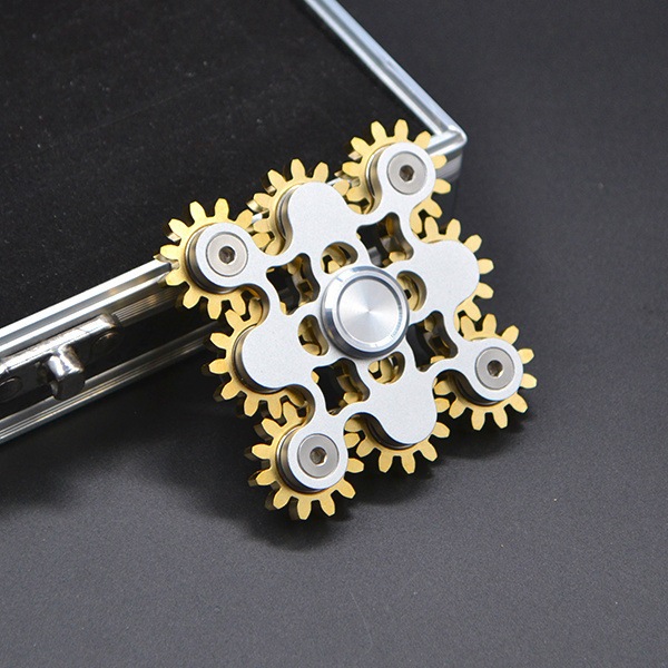 Nine Gear Linkage โลหะปลายนิ้ว Gyroscope ของเล่นสําหรับผู้ใหญ่ EDC Fidget Spinner Gyros Office Home Travel ความเครียดบรรเทาของเล่นของขวัญ