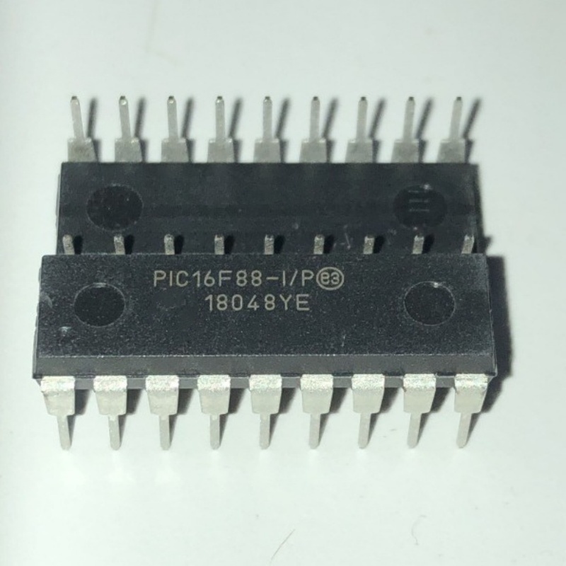 ชิป PIC16F88 PIC16F88-IP DIP-18 In-Line