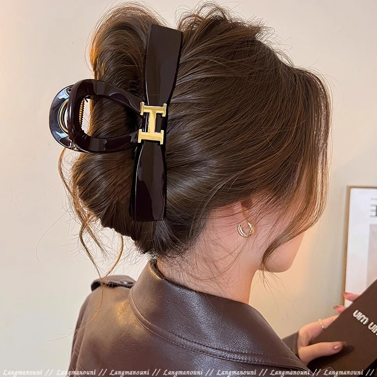 Simple Letter Bow Grab Clip หญิง 2025 สタイล์ใหม่ High-End Hair Shark Clip