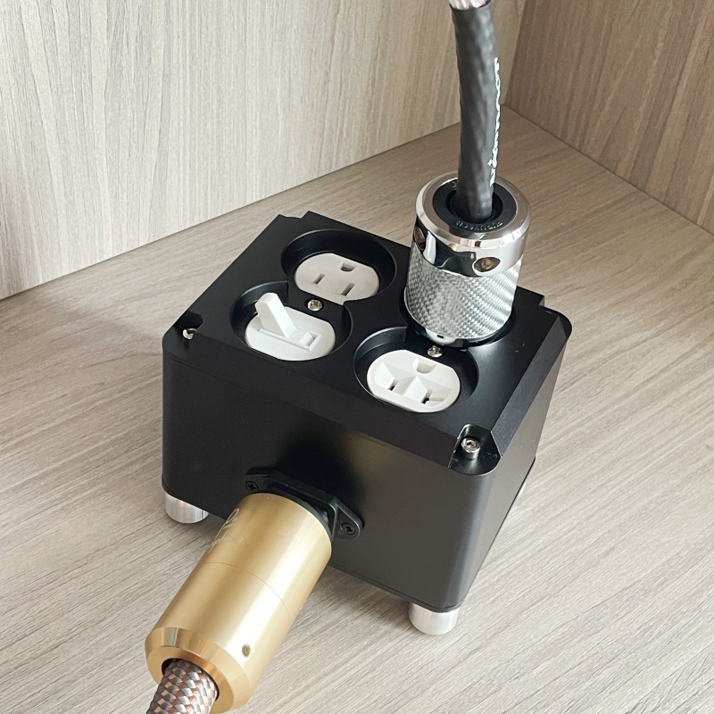 อลูมิเนียมอัลลอยด์ 3-Bit มาตรฐานอเมริกัน พร้อมสวิตช์发烧 สําหรับแอมป์ HIFI CD และบอร์ดจ่ายไฟ