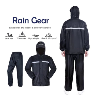OUTDOORMORE Raincoat suit เสื้อกันฝนสำหรับผู้ใหญ่ มีแถบสะท้อนแสง รุ่นหมวกติดเสื้อ ชุดกันฝน ใช้ได้ทั้งผู้ชายและผู้หญิง Waterproof Rain Suit