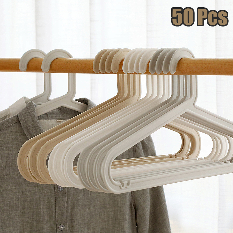 50Pcs ไม้แขวนเสื้อ กันลื่น เหนียว พลาสติก มีตะขอเกี่ยว กันลื่น  ใหญ่ มินิมอล หนา IKEAสไตล์เดียวกัน