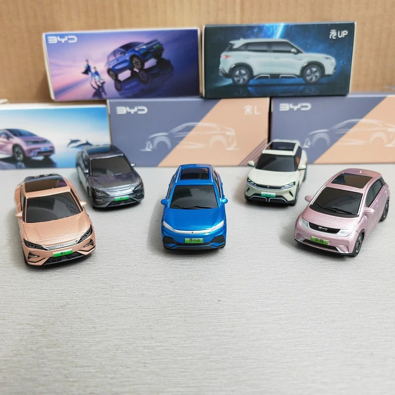1:64 Scale BYD Yuan PLUS Atto 3 Dolphin EV Song L New Energy Alloy Car Model