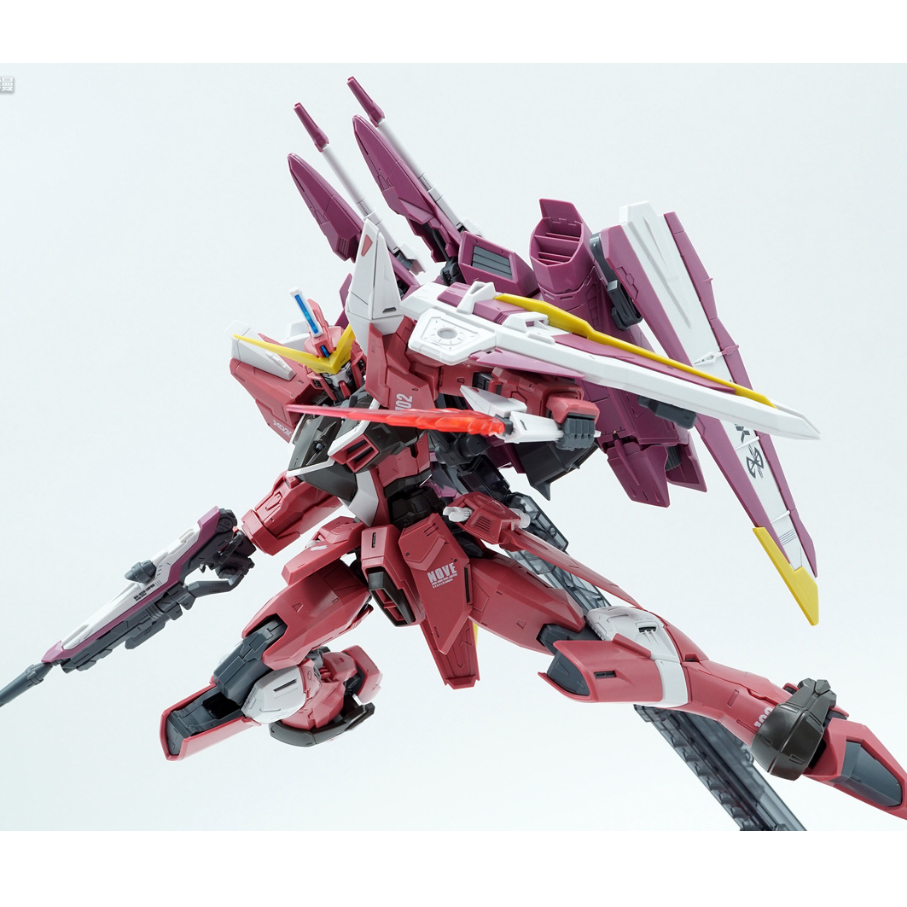 กันดั้มประกอบรุ่น MG 1/100 ZGMF-X09A Justice Aslan Infinite Justice