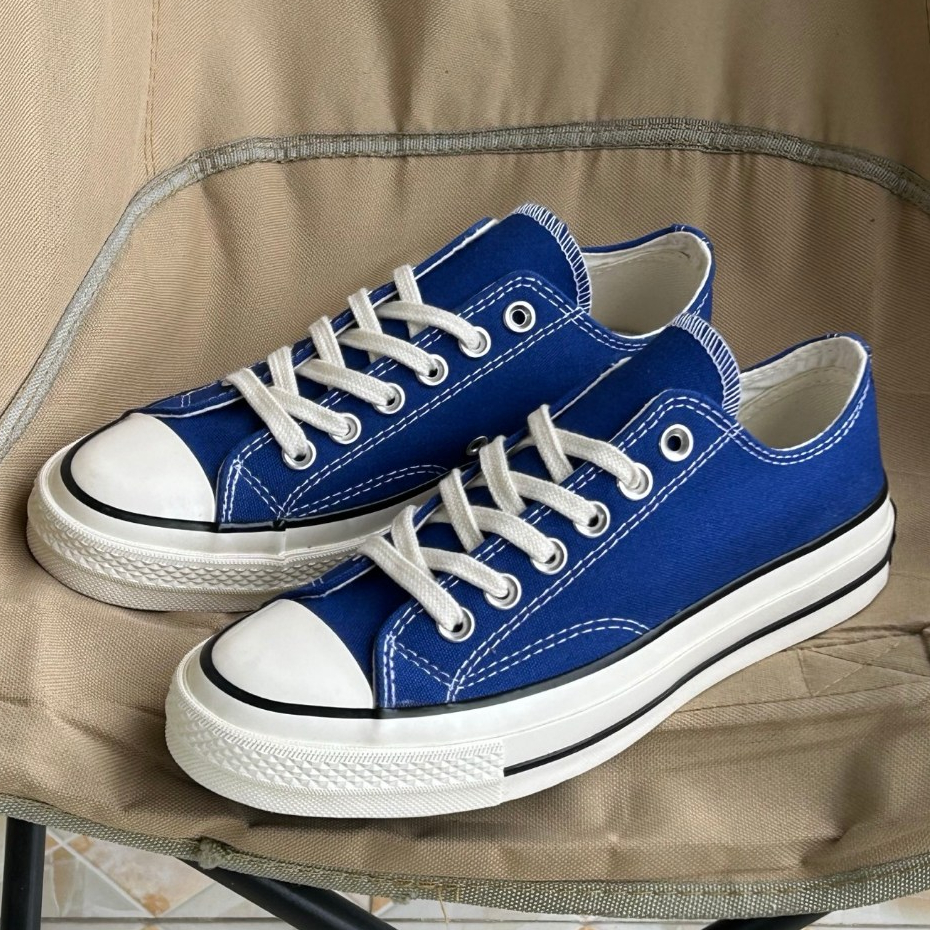 VERS 1970 รองเท้าผ้าใบสีน้ําเงินคลาสสิกสีน้ําเงินกรมท่าต่ําสําหรับผู้ชายและผู้หญิง-B352