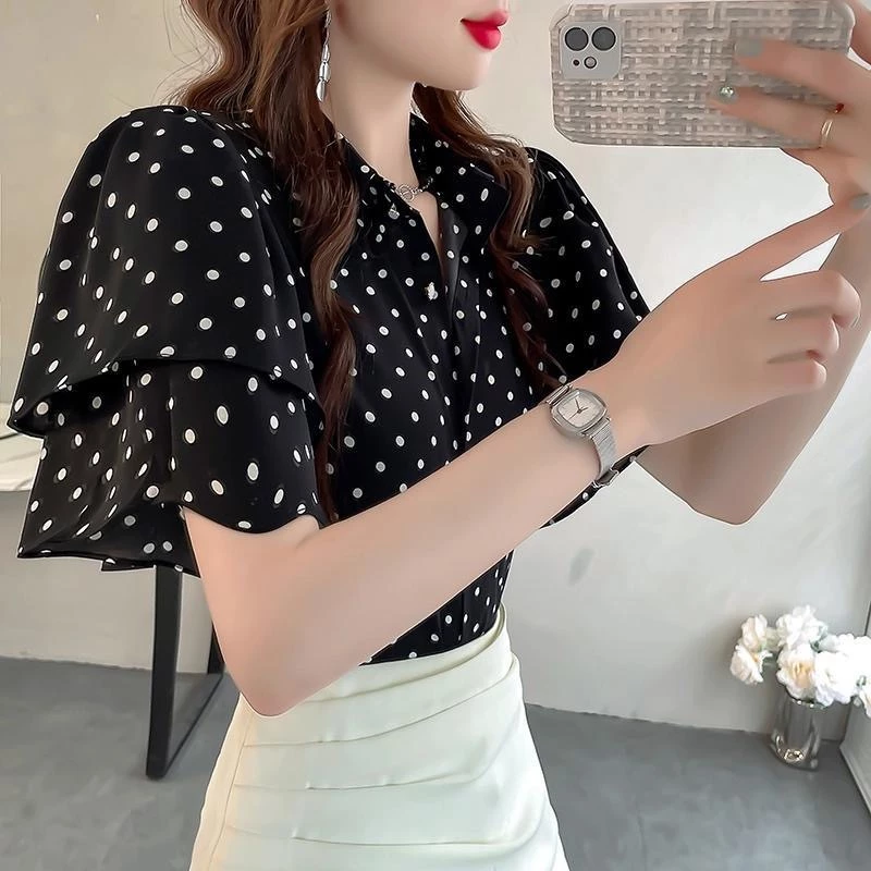 ผู้หญิงสไตล์ใหม่ลายจุดพิมพ์เสื้อชีฟองแขนสั้นฤดูร้อนสบายๆหลวมปกเสื้อย้อนยุคด้านบนเสื้อผ้าแฟชั่น