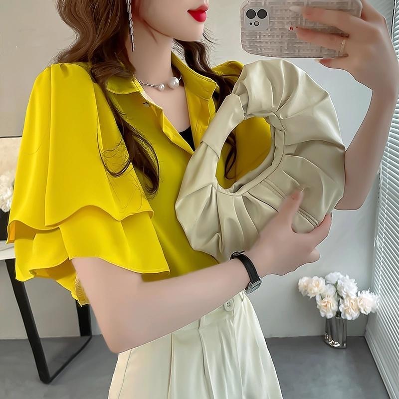 เสื้อชีฟองแขนสั้นสีทึบสไตล์ใหม่สำหรับฤดูร้อน ดีไซน์หลวม สบายๆ เหมาะสำหรับทุกกิจกรรม แนวย้อนยุคและแฟชั่นเสื้อผ้าผู้หญิง