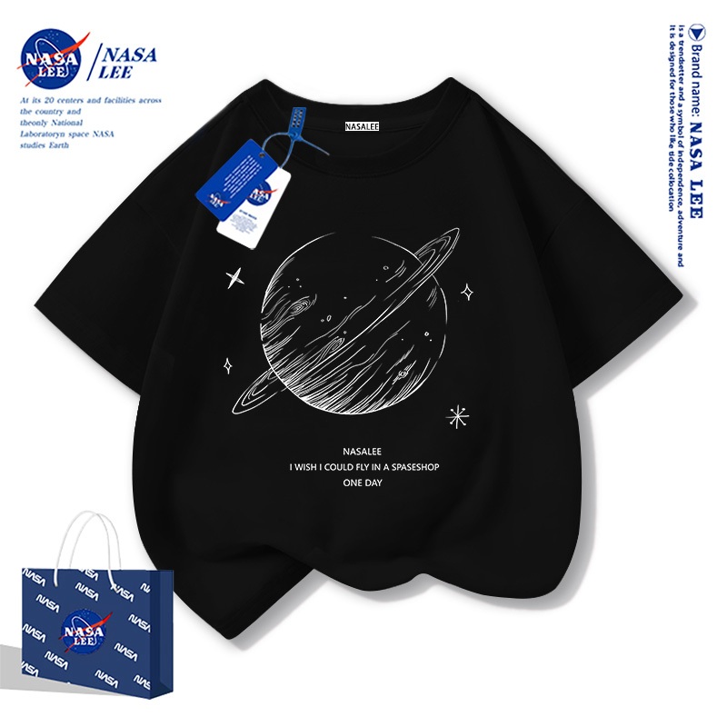 【48 ชั่วโมงจัดส่ง】 เสื้อยืดเด็ก NASA ผ้าฝ้ายนุ่ม ไซส์สบาย ลายดาวเคราะห์เส้นสายศิลป์ ระบายอากาศดี