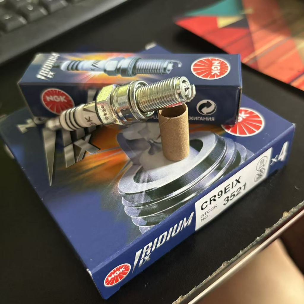 หัวเทียน NGK Iridium CR9EIX3521CR 9EK CR 9EGP CR 9EDX - SI U27 GW250 Huanglong 600 CB400
