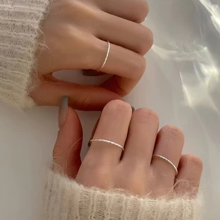 จากไทย 1วันถึง💕แหวนเงินสเตอร์ลิง S925 ลวดลายดอกไม้ยิปโซ | แบบบางเบา ง่ายๆ ปรับขนาดได้ | เหมาะสำหรับการซ้อนสวม