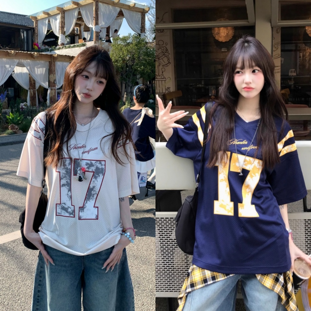 Unisex สไตล์เกาหลี Y2K เสื้อยืดคอวี NO.17 พิมพ์ Oversize หลวมสำหรับผู้ชายและผู้หญิง Retro Blockcore กีฬา Streetwear สาว Hottrend 2025
