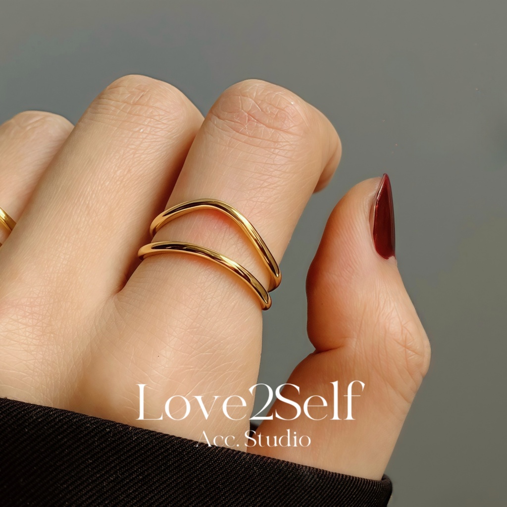 Love2Self J001 Elegant Double Layered Curve Wave แหวนสําหรับผู้หญิง Minimalist Line ปรับแหวน