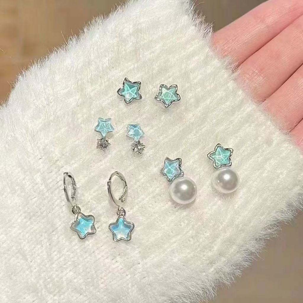 แฟชั่น Symphony Star Pearl สุภาพสตรีต่างหูขนาดเล็กประณีต Niche High-End