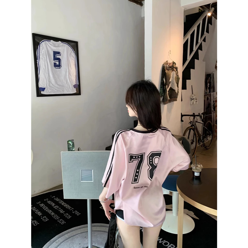 2568 สไตล์เกาหลีแฟชั่นผู้หญิง Oversize หลวมรูปแบบ T เสื้อ NO.78 V คอสั้นแขนสั้นเสื้อยืดกีฬาหวานสําหรับผู้หญิงแนวโน้มร้อน ราคา ถูกที่สุด ดีลบีเคเค แกลเลอรีภาพที่ 7